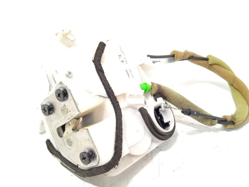 CERRADURA PUERTA TRASERA DERECHA BBM472310A 