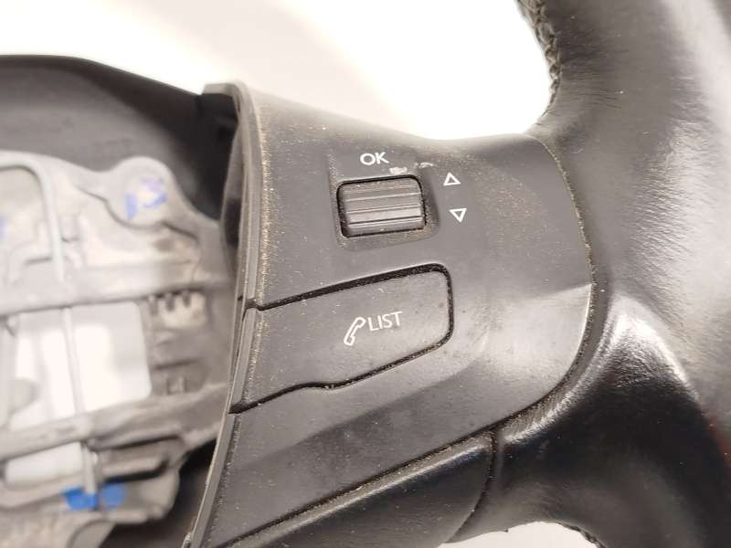 Recambio de volante para peugeot 2008 (--.2013) allure referencia OEM IAM 98084115ZD 96739515ZD - Blanco 3