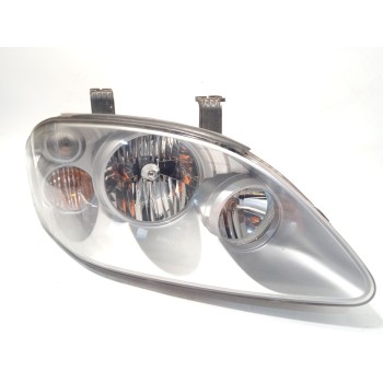Recambio de faro derecho para ssangyong rodius i 2.7 xdi referencia OEM IAM 8310221305  