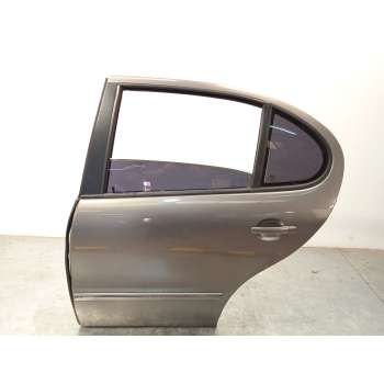 PUERTA TRASERA IZQUIERDA 1M0833055L 1M0833055M 