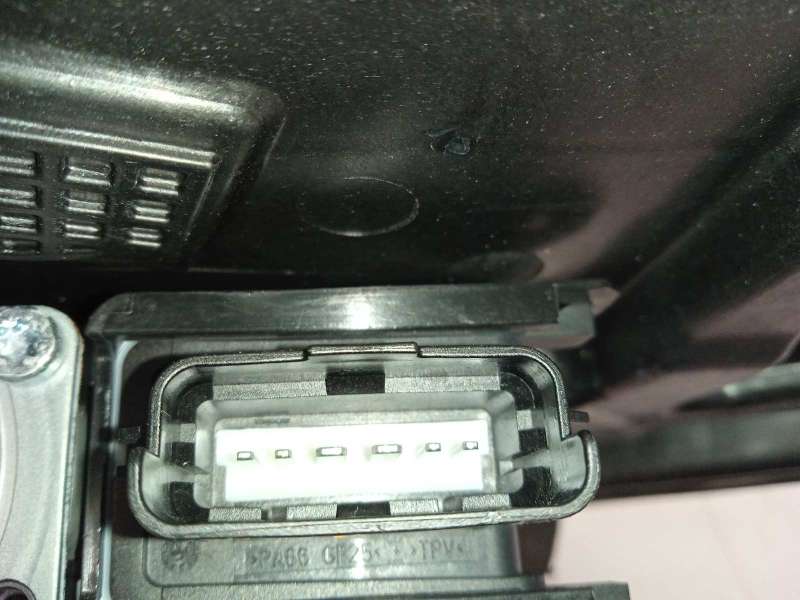 Recambio de elevalunas delantero izquierdo para kia xceed 1.0 tgdi cat referencia OEM IAM 82470J7010  82450J7010 - Blanco 3