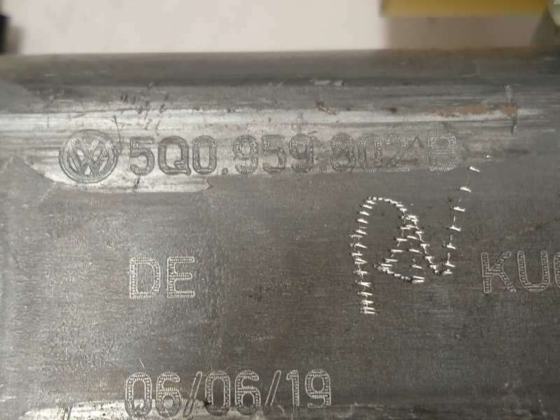 Recambio de elevalunas delantero derecho para skoda octavia lim. (5e3) 1.5 16v tsi act referencia OEM IAM 5E0837462B  5Q0959802B - Negro 5