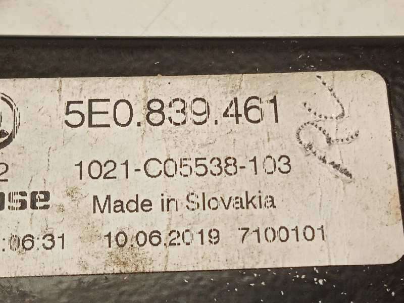 Recambio de elevalunas trasero izquierdo para skoda octavia lim. (5e3) 1.5 16v tsi act referencia OEM IAM 5E0839461  5Q0959407A - Negro 3