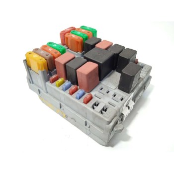 CAJA RELES / FUSIBLES 51799849 