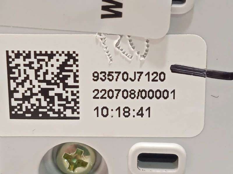 Recambio de mando elevalunas delantero izquierdo para kia xceed 1.0 tgdi cat referencia OEM IAM 93570J7120 93570J7120WK - Blanco 6
