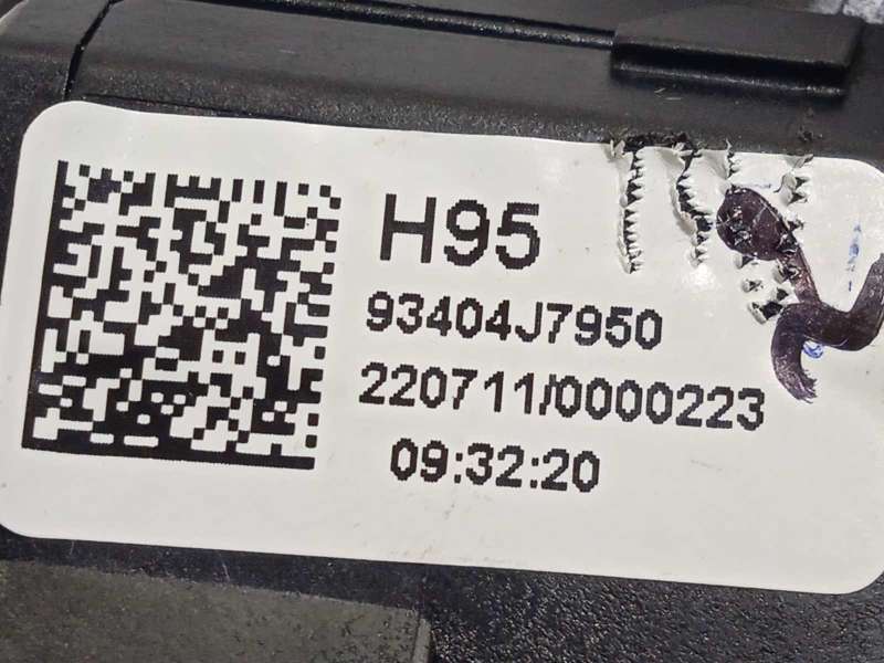 Recambio de mando intermitentes para kia xceed 1.0 tgdi cat referencia OEM IAM 93404J7950 - Blanco 5