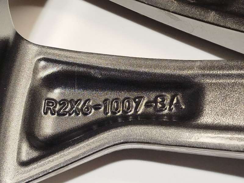 Recambio de llanta para ford tourneo courier 1.0 ecoboost referencia OEM IAM R2X61007BA 2660428 6