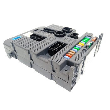 CAJA RELES / FUSIBLES 9663798180 6580RK 