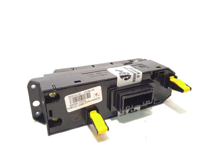 Recambio de mando multifuncion para kia xceed 1.0 tgdi cat referencia OEM IAM 93700J7270 - Blanco 4