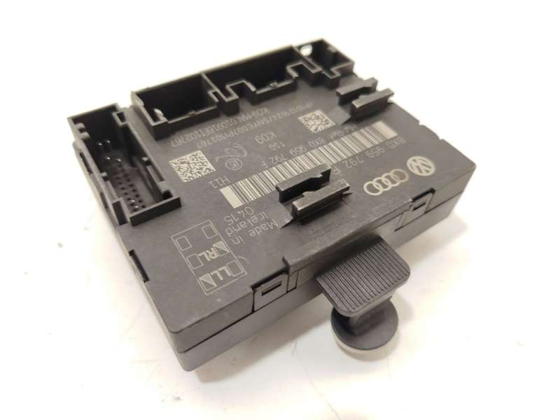 Recambio de centralita confort para audi a1 (8x1, 8xk) 1.0 tfsi referencia OEM IAM 8X0959792F 2