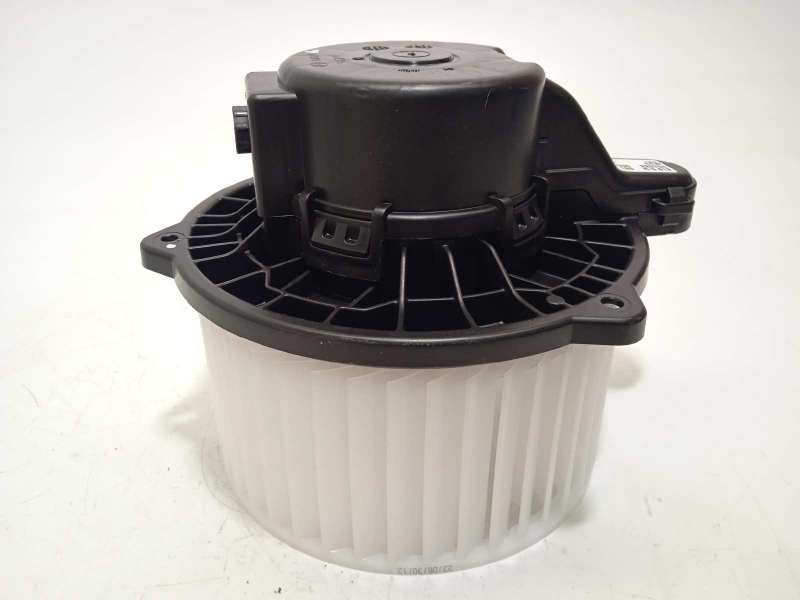 Recambio de motor calefaccion para kia xceed 1.0 tgdi cat referencia OEM IAM EB1D1NXJAA  97113J7000 - Blanco 2