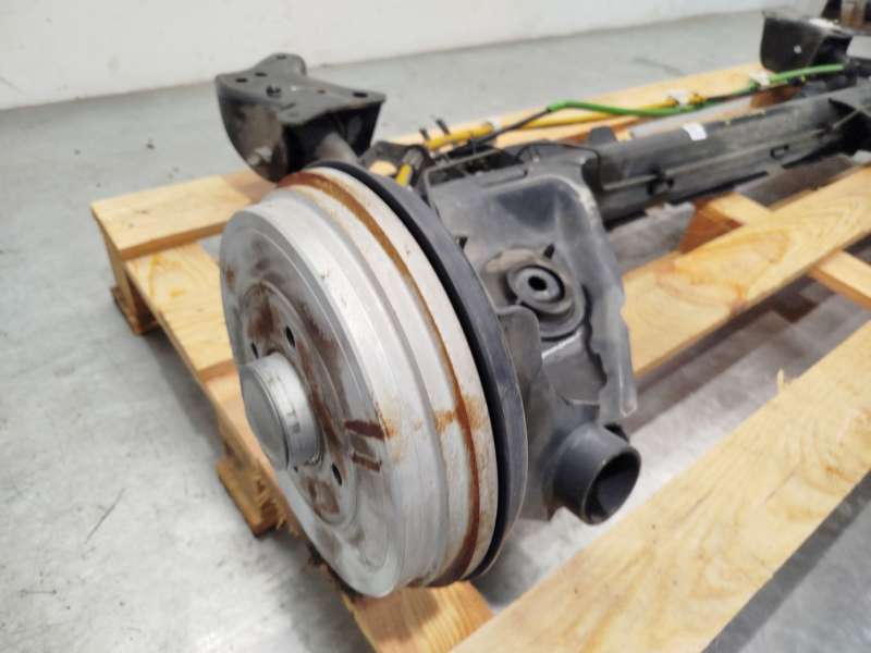 Recambio de puente trasero para renault clio iv (bh_) 0.9 tce 90 referencia OEM IAM 555118520R 3