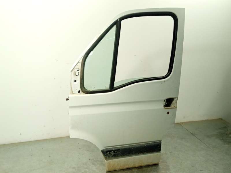 Recambio de puerta delantera izquierda para renault master ii furgoneta (fd) 2.5 dci referencia OEM IAM 7751474636 - Blanco 2