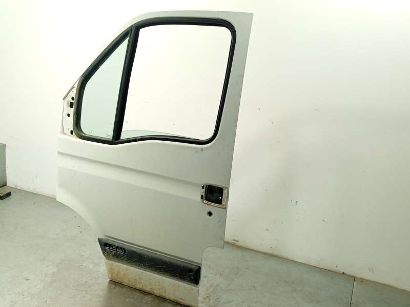 Recambio de puerta delantera izquierda para renault master ii furgoneta (fd) 2.5 dci referencia OEM IAM 7751474636 - Blanco 3