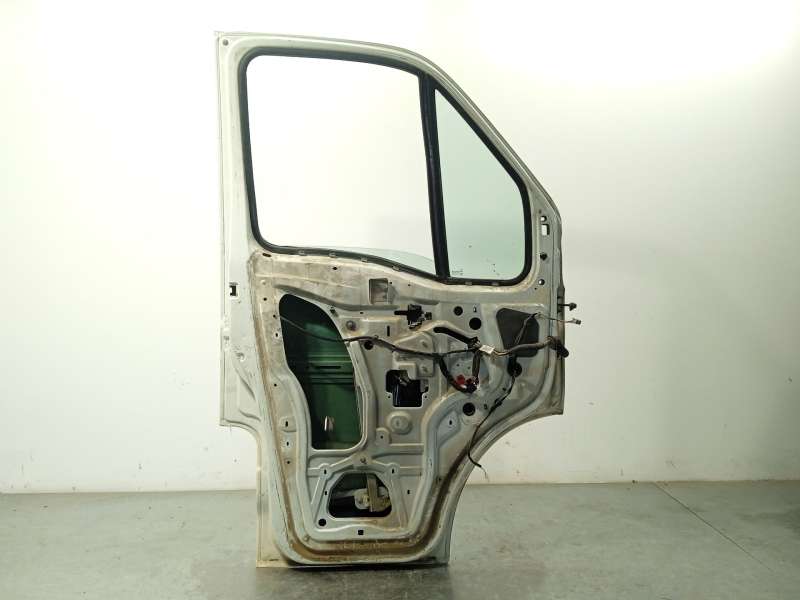 Recambio de puerta delantera izquierda para renault master ii furgoneta (fd) 2.5 dci referencia OEM IAM 7751474636 - Blanco 4