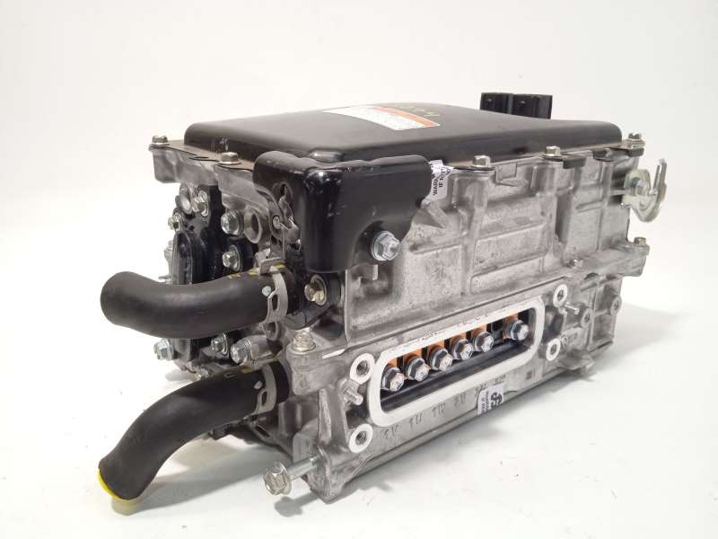 Recambio de convertidor potencia para toyota corolla (e21) referencia OEM IAM G920047331 G920049136 - Blanco 2