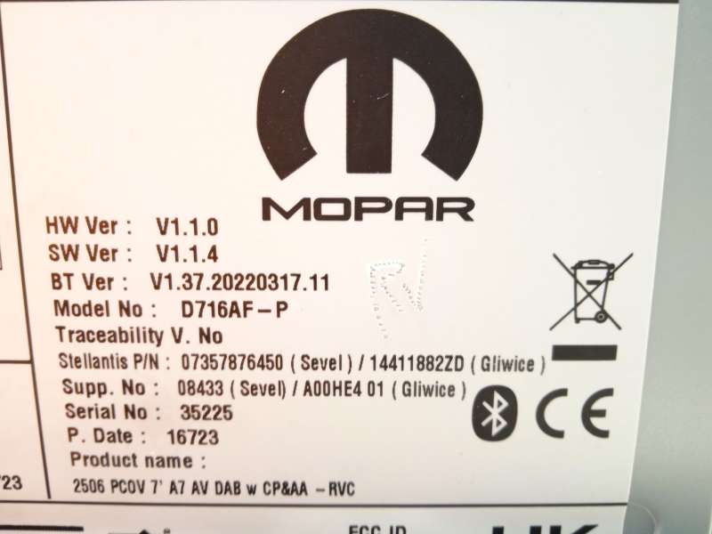 Recambio de sistema audio / radio cd para opel movano c furgoneta (u9) 2.2 d referencia OEM IAM 14411882ZD 1690682480 7357876450 11