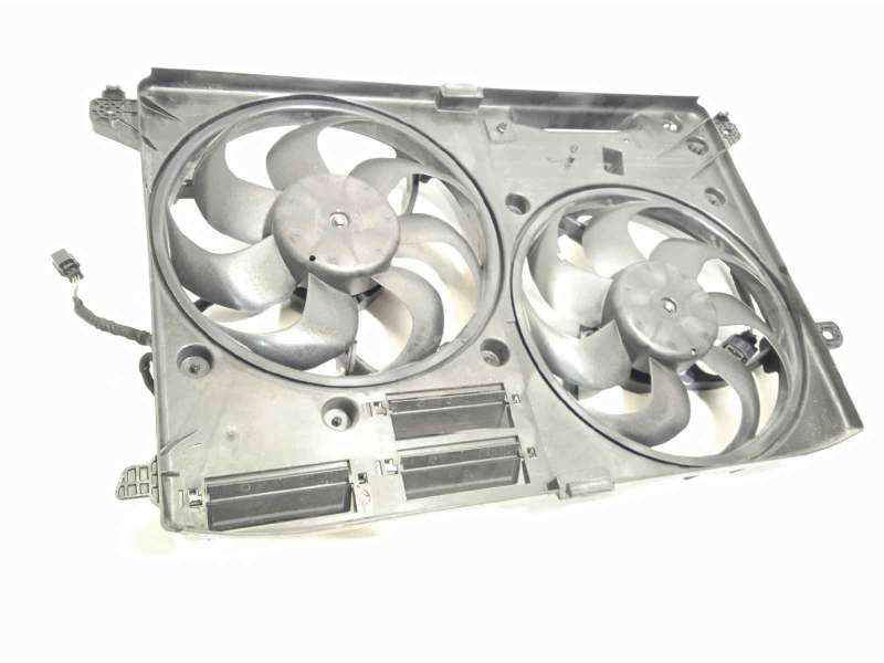 Recambio de electroventilador para ford mondeo lim. 1.5 ecoboost cat referencia OEM IAM DG938C607HB  2014488 - Gris 2