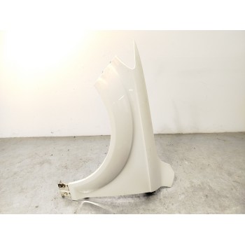 ALETA DELANTERA IZQUIERDA 4L0821101 