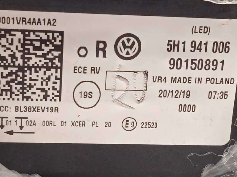 Recambio de faro derecho para volkswagen golf viii lim. (cd1) style referencia OEM IAM 5H1941006  90150891 5