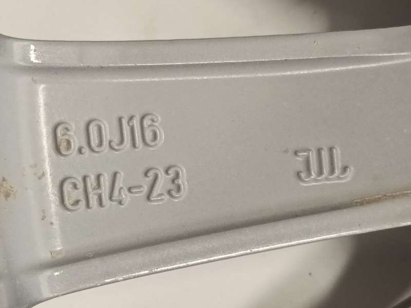 Recambio de llanta para peugeot 208 i (ca_, cc_) 1.2 vti 82 referencia OEM IAM 9808137577 98081375VX - Blanco 7