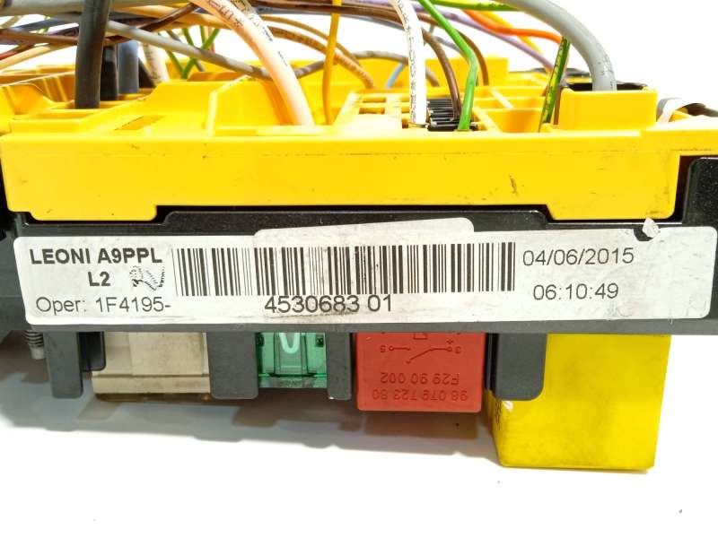Recambio de caja reles / fusibles para peugeot 208 i (ca_, cc_) 1.0 referencia OEM IAM 9804848480 - Blanco 4