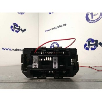 Recambio de caja reles / fusibles para bmw serie 1 lim. (f20/f21) 116d referencia OEM IAM 9389068 61149389068 
