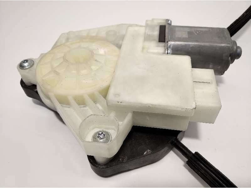 Recambio de elevalunas trasero derecho para volkswagen golf vii lim. (bq1) advance referencia OEM IAM 5G4839462C  5Q4959812D - Blanco 2