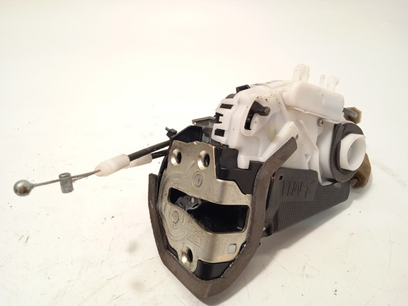 CERRADURA PUERTA TRASERA DERECHA NOREF 