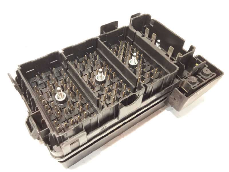 Recambio de caja reles / fusibles para chevrolet epica 2.0 cat referencia OEM IAM 96647287 2