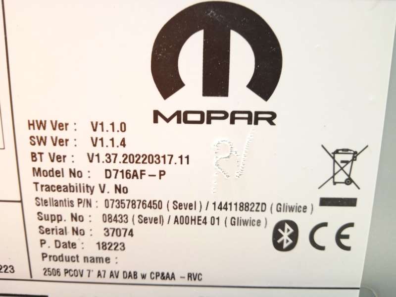 Recambio de sistema audio / radio cd para opel movano c furgoneta (u9) 2.2 d referencia OEM IAM 14411882ZD 1690682480 7357876450 11