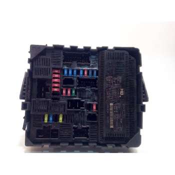 CAJA RELES / FUSIBLES 284B74JW1B 
