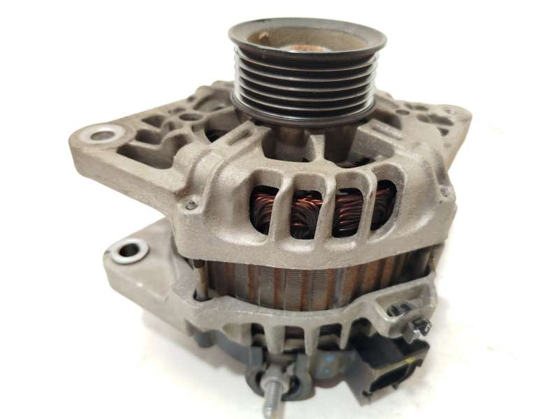 Recambio de alternador para hyundai i30 (fd) 1.4 referencia OEM IAM 373002B101  2655447 3