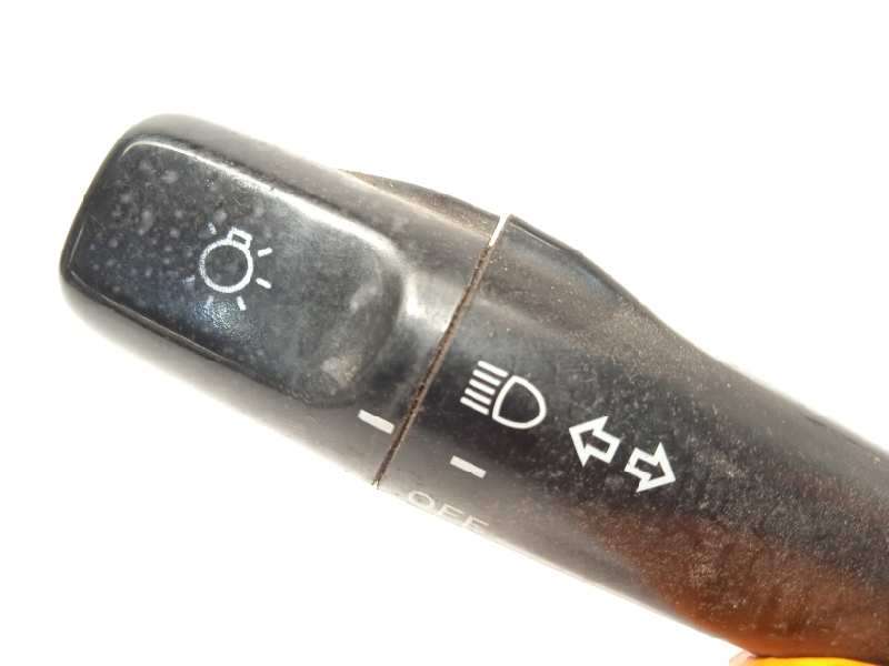 Recambio de mando intermitentes para toyota land cruiser (j9) 3.0 turbodiesel referencia OEM IAM 8431035670 3