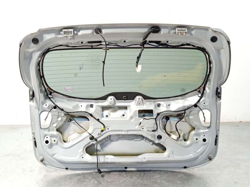 Recambio de porton trasero para kia carens iv van (a4) crdi referencia OEM IAM 73700A4040 4