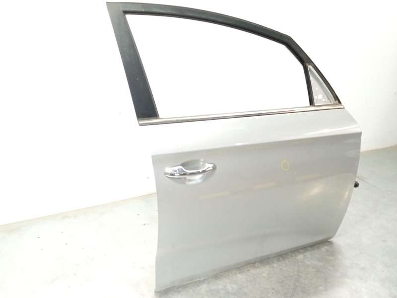 Recambio de puerta delantera derecha para kia carens iv van (a4) crdi referencia OEM IAM 76004A4000 2