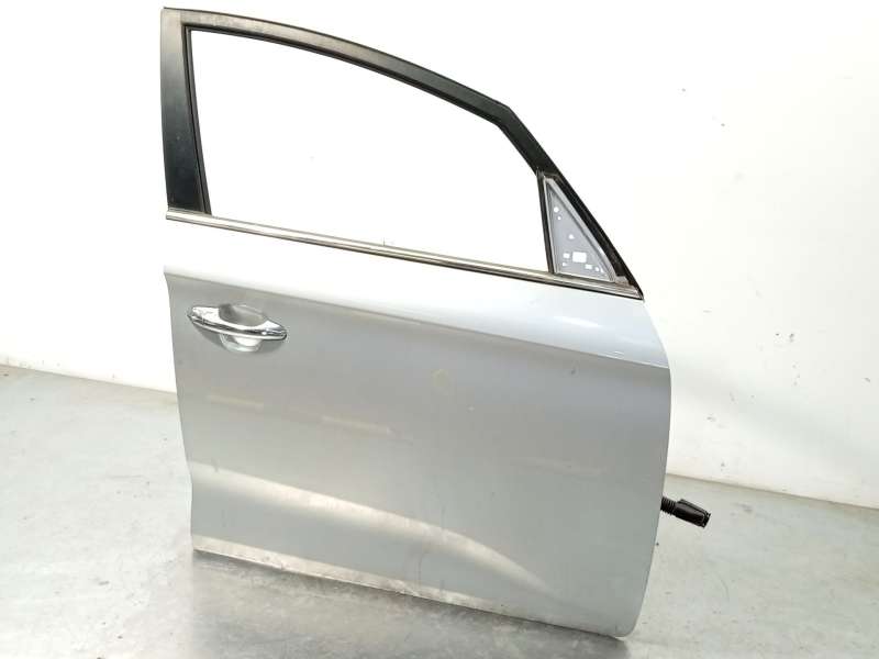 Recambio de puerta delantera derecha para kia carens iv van (a4) crdi referencia OEM IAM 76004A4000 3