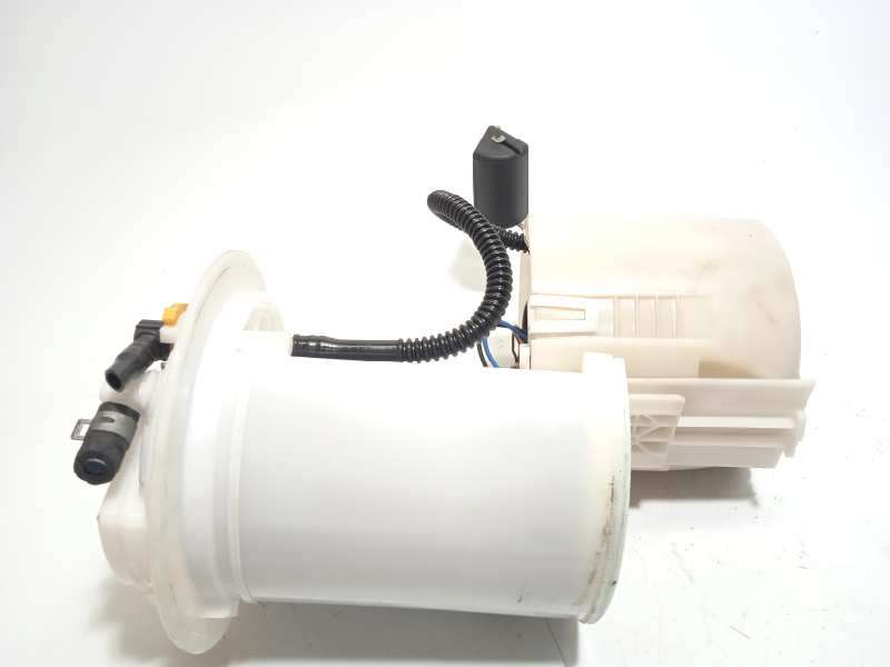 Recambio de bomba combustible para toyota auris sol referencia OEM IAM 7702002200 - Azul 2