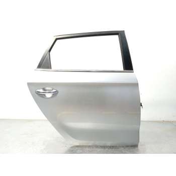 PUERTA TRASERA DERECHA 77004A4000 