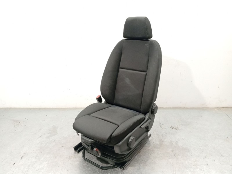 ASIENTO DELANTERO IZQUIERDO A0009108205 A0009106513 
