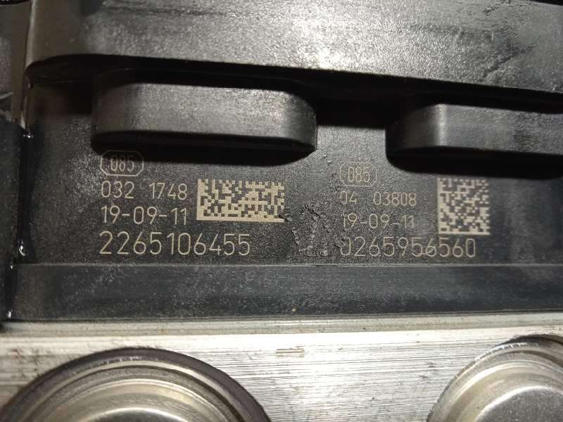 Recambio de abs para dacia sandero 0.9 tce cat referencia OEM IAM 476603249R 0265956560 269707 4