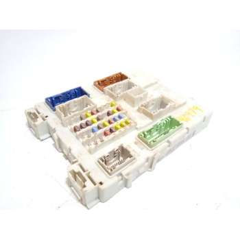 CAJA RELES / FUSIBLES F1DT14A073BF 