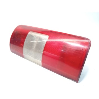 PILOTO TRASERO DERECHO 1369233 2T1413A602AF 