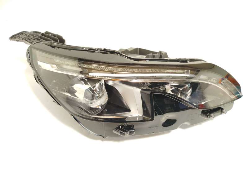Recambio de faro derecho para peugeot 3008 ii suv (mc_, mr_, mj_, m4_) 1.2 thp/ puretech 130 (mrhnsm, mrhnsu, mrhnsj, mrhnyw,...