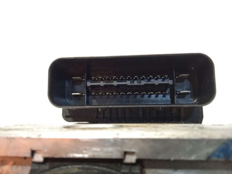 Recambio de abs para ford focus berlina (cap) ghia referencia OEM IAM 3M512M110GA 10097001103 10020700524 4
