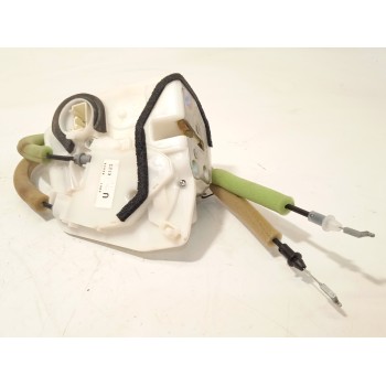 CERRADURA PUERTA TRASERA DERECHA KB7W72310 