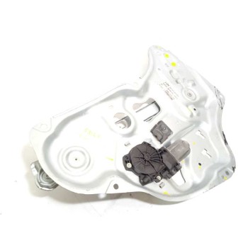 ELEVALUNAS TRASERO DERECHO 834802Y010 