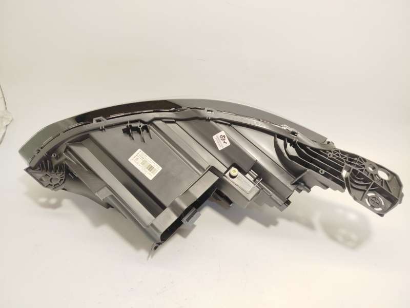 Recambio de faro derecho para peugeot 3008 ii suv (mc_, mr_, mj_, m4_) 1.2 thp/ puretech 130 (mrhnsm, mrhnsu, mrhnsj, mrhnyw,... 4