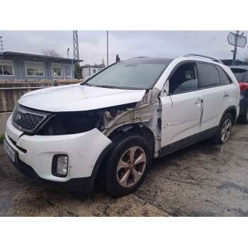 KIA SORENTO II (XM) de desguace
