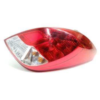 PILOTO TRASERO DERECHO 924024P500 